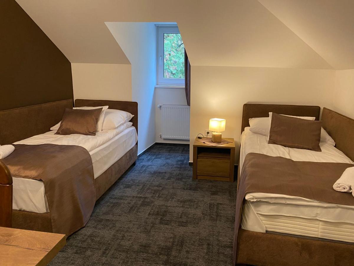 A Fogado Bed and Breakfast Bicske Eksteriør billede