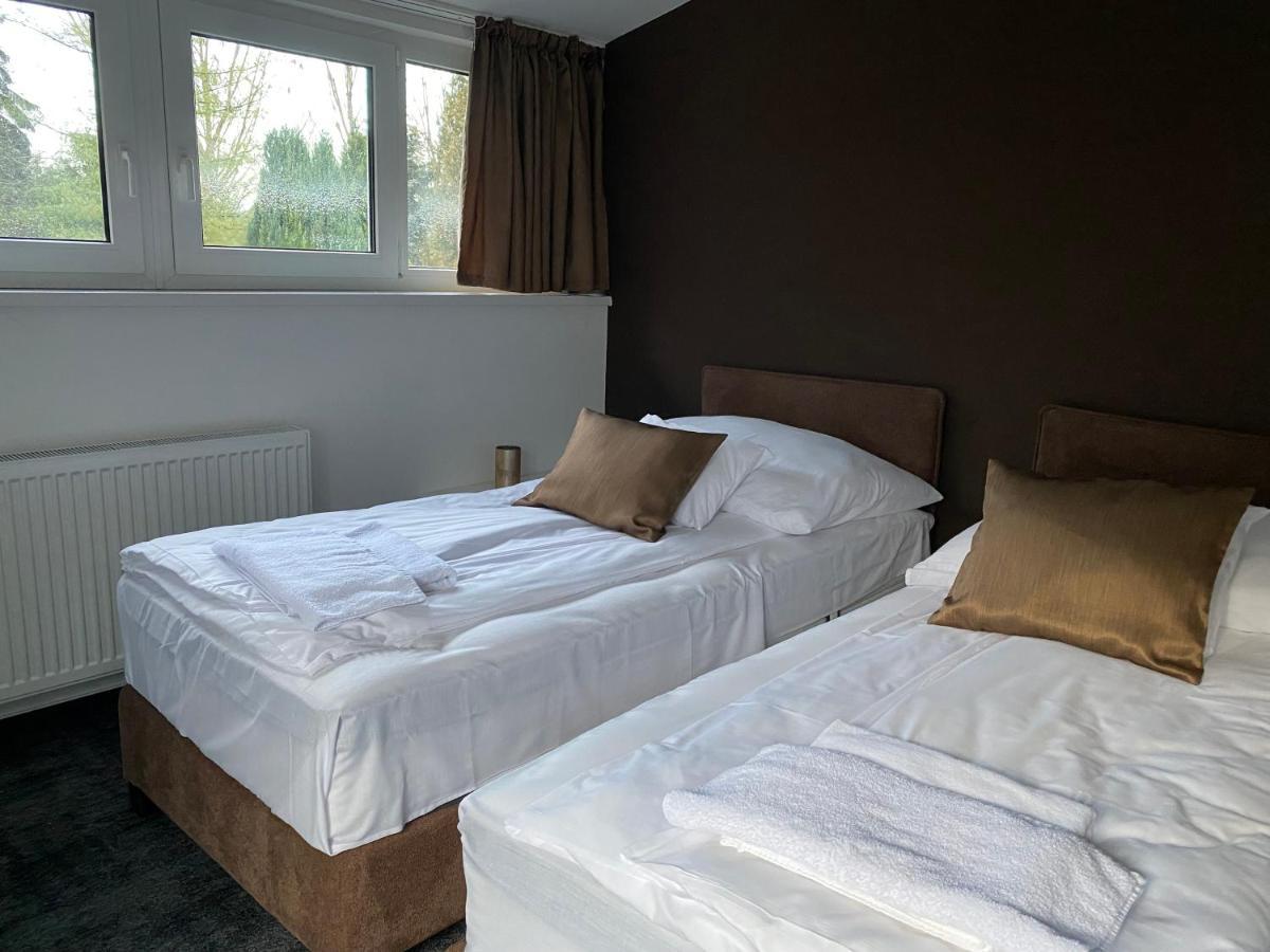 A Fogado Bed and Breakfast Bicske Eksteriør billede