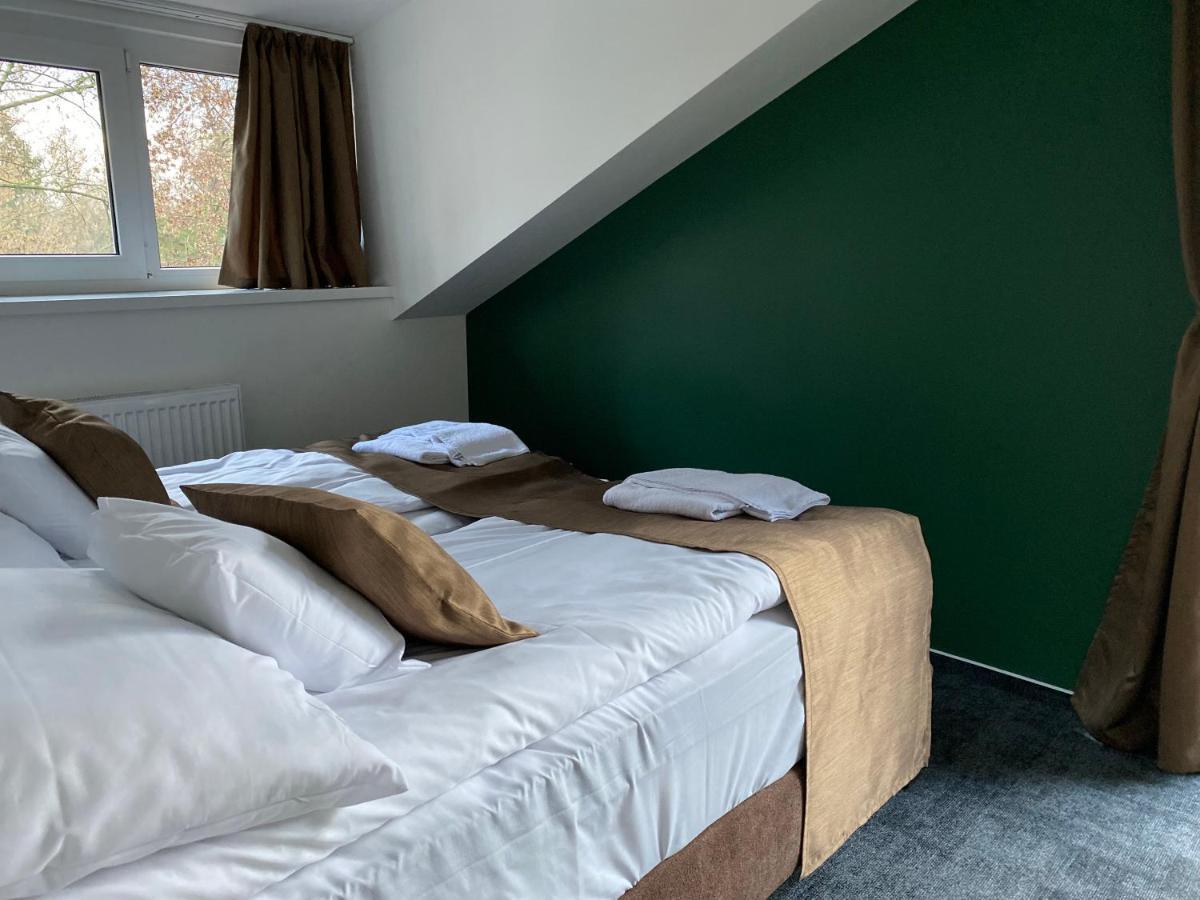 A Fogado Bed and Breakfast Bicske Eksteriør billede